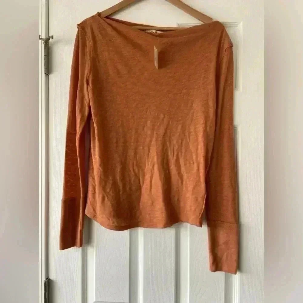 NWT we the free Kimmi long sleeve top by Free‎ People size small